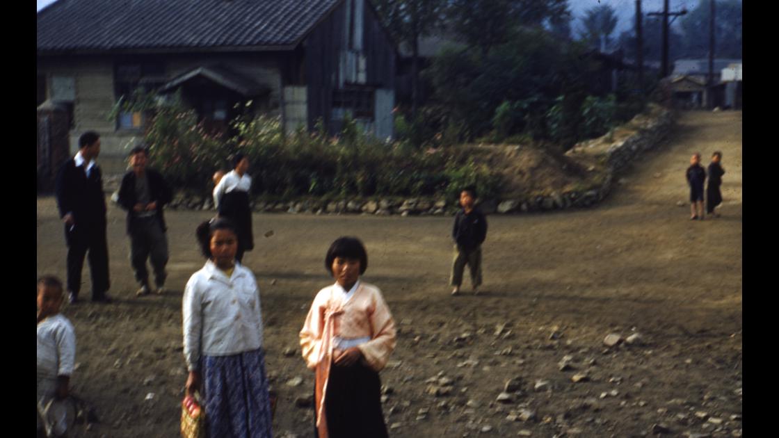 1952년 김해지역 사람들 썸네일