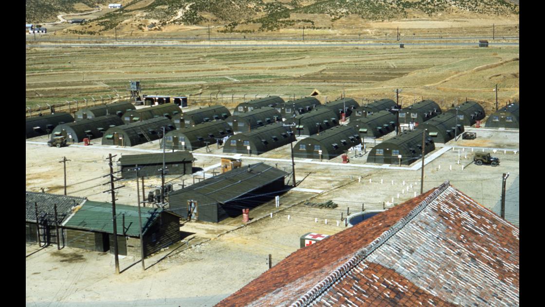 1952년 부산 남구 수산대학교(현 부경대)에 마련된 미8군 캠프_1 썸네일