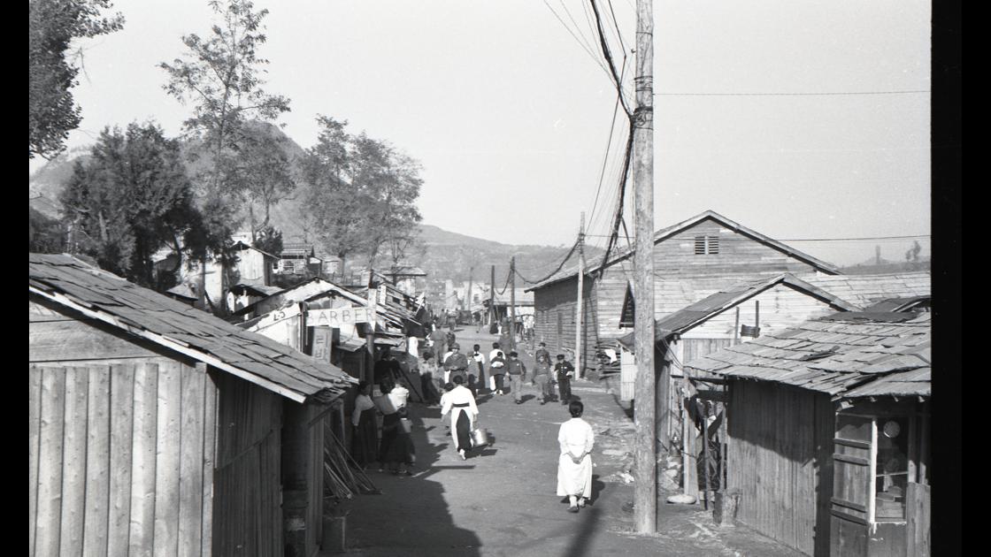 1951년 서울 용산 미군기지 주변 마을_1 썸네일