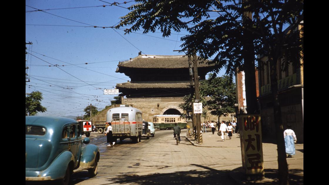 1954년 7월 14일 서울 동대문 썸네일