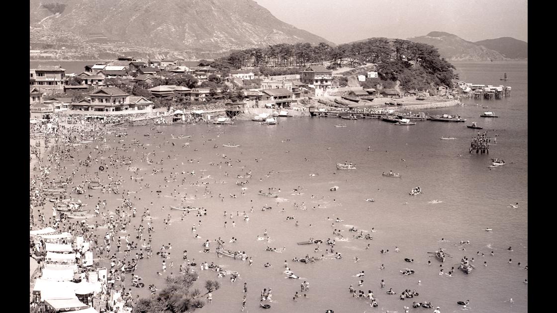 1960년대 부산 서구 암남동 송도해수욕장 썸네일