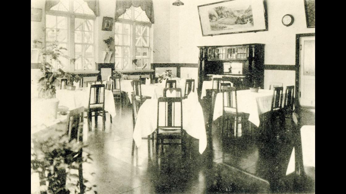 1926년 부산 중구 중앙동 부산철도호텔식당 썸네일