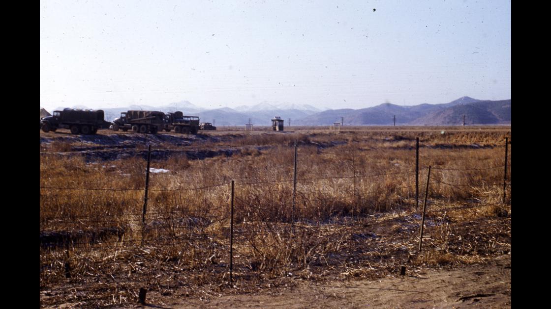 1954년 1월 유엔군사령부 송환처리부 언덕에서 바라본 풍경 썸네일