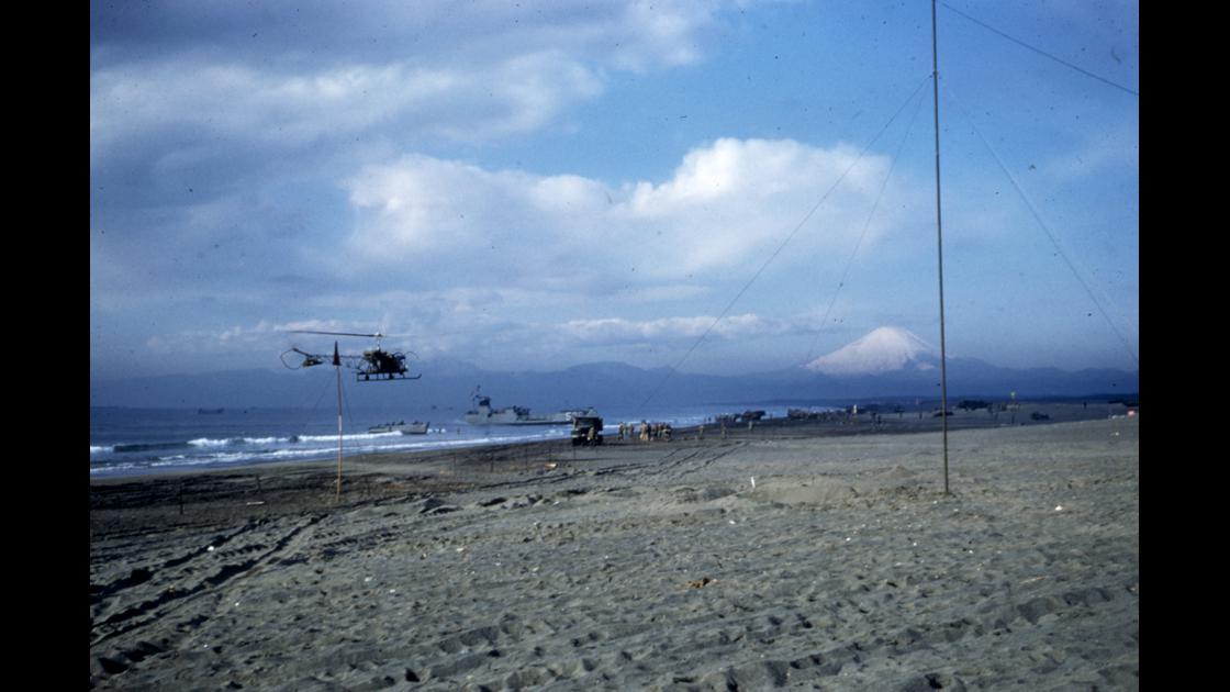 1952년 일본해안에서의 미군상륙훈련_ 상륙훈련 주변 해안 모습 썸네일