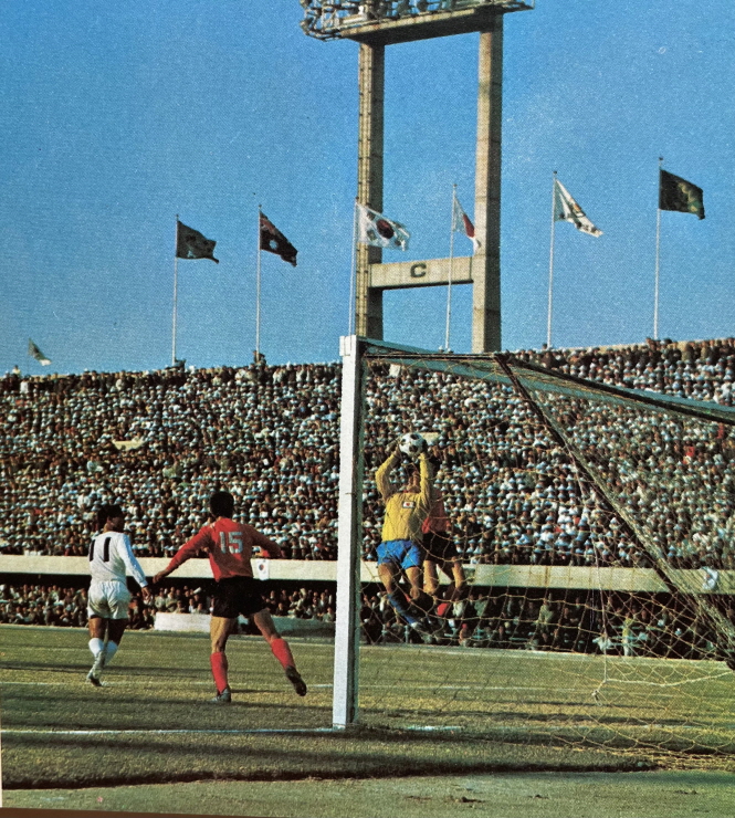 1971년_월드컵 예선전 일본과의 경기 썸네일