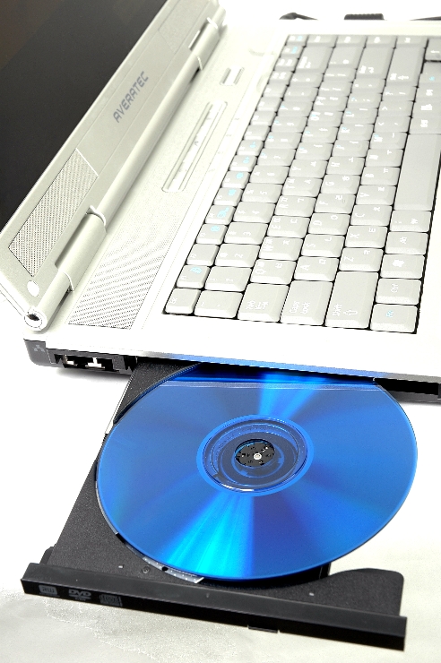 CD와 노트북 이미지02(자유로운 응용) 썸네일