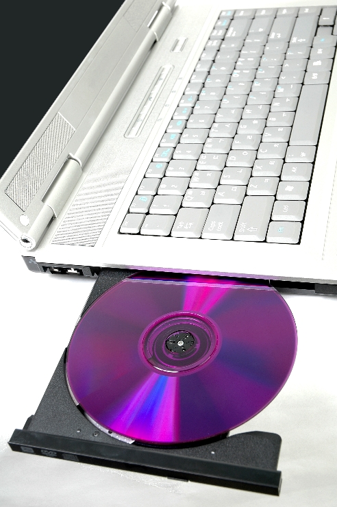 CD와 노트북 이미지03(자유로운 응용) 썸네일