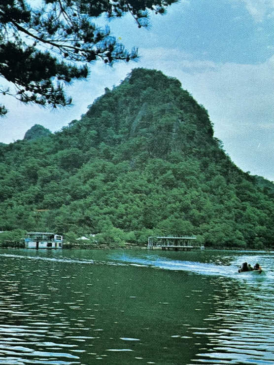 1971년_남이섬 보트 강 썸네일
