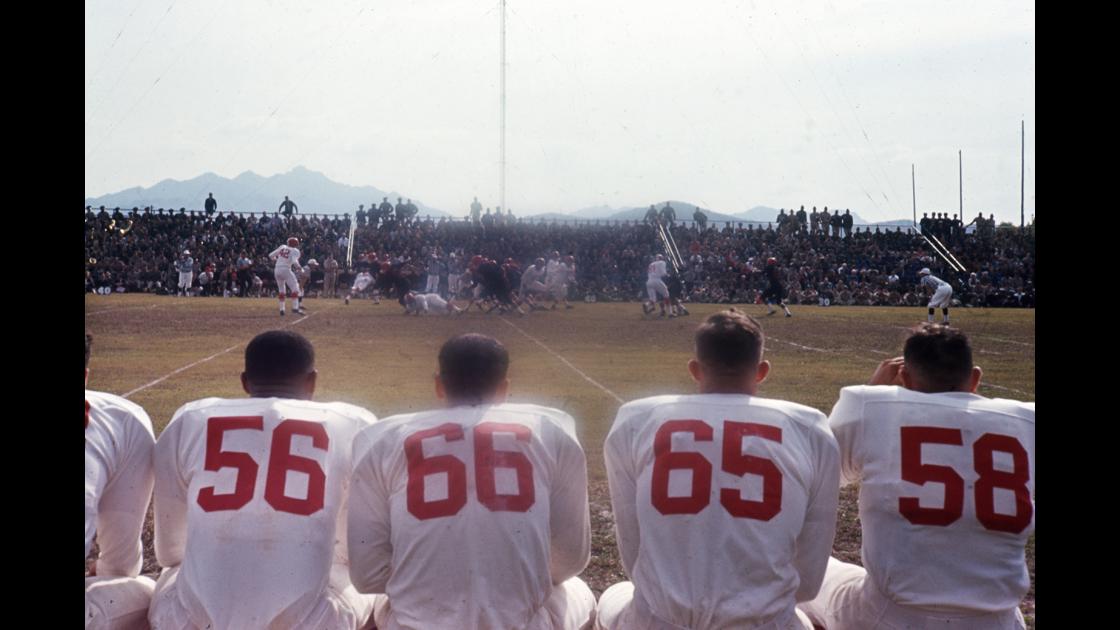 1965년 1월 서울지역 주한 미8군 가족들의 신년축하 아메리칸 풋볼 경기 썸네일